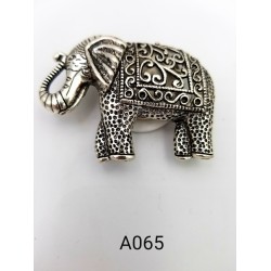 ELEPHANT INDIEN LEO